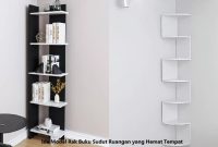 Rak Buku Sudut Ruangan