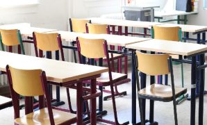 Kelebihan Kursi dan Meja Belajar Sekolah Ergonomis Untuk Siswa Kursi dan Meja Belajar