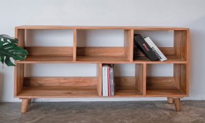 Keunggulan Rak Buku Kayu Jati untuk Kebutuhan Penyimpanan dan Dekorasi Ruangan Keunggulan Rak Buku Kayu Jati untuk Kebutuhan Penyimpanan dan Dekorasi Ruangan